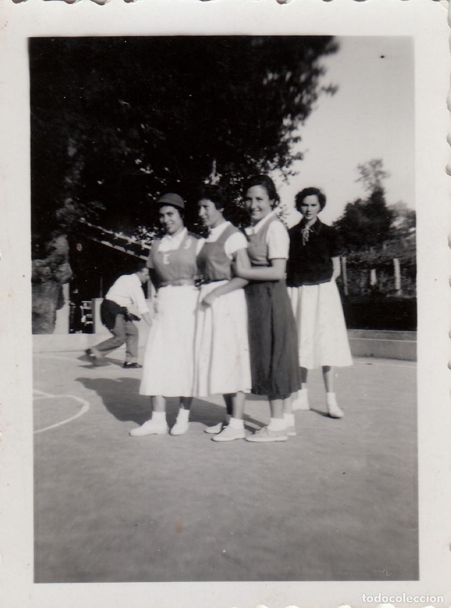 Fotograf&iacute;a antigua: Chicas deportistas de los a&ntilde;os 40 pc