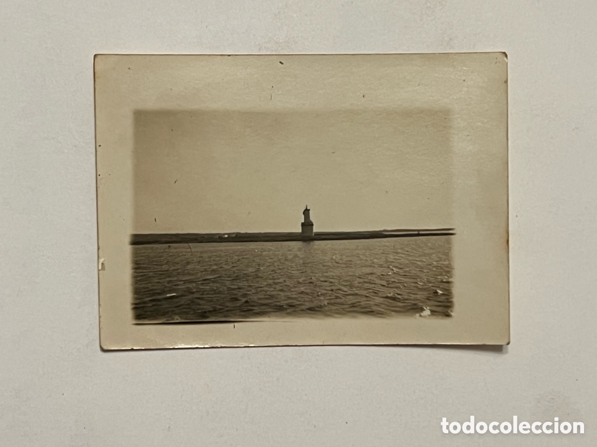 Fotograf&iacute;a antigua: FARO DE CASTELL&Oacute;N&hellip; fotograf&iacute;a vista panor&aacute;mica&hellip; (h.1910?) Med&iacute;das: 5 x 7 cm