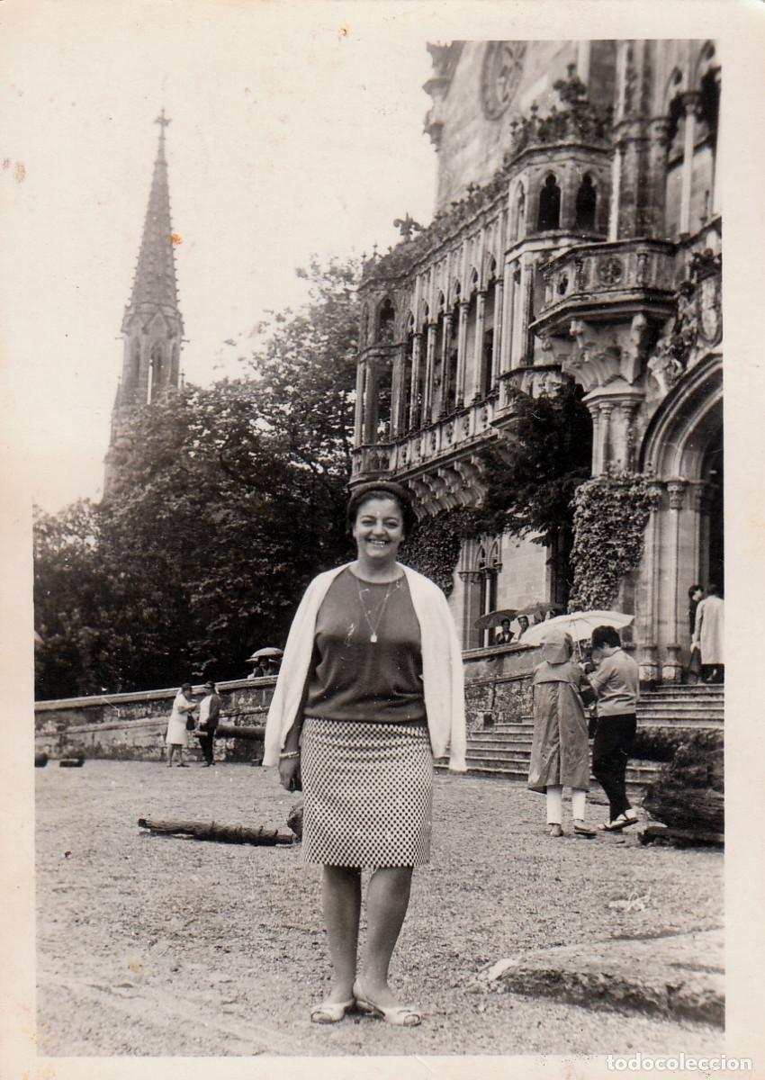 Fotograf&iacute;a antigua: Palacio de Sobrellano en Comillas, Cantabria. A&ntilde;os 60 pc