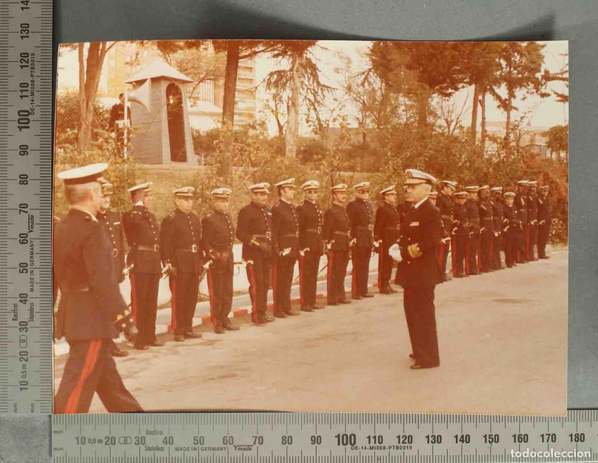Fotograf&iacute;a antigua: FOTOGRAFIA. ACTO INFANTERIA DE MARINA. CA 1977