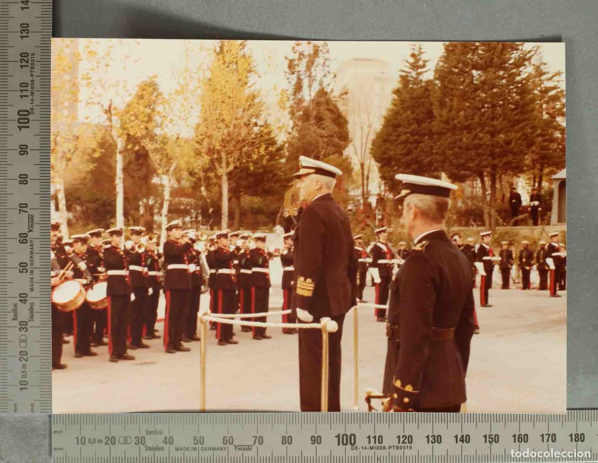 Fotograf&iacute;a antigua: FOTOGRAFIA. ACTO INFANTERIA DE MARINA. CA 1977