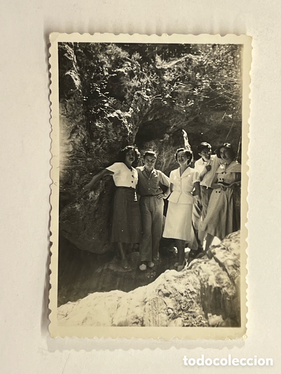 Fotograf&iacute;a antigua: LUCENA DEL CID (Castell&oacute;n) Fotograf&iacute;a un d&iacute;a de excursi&oacute;n.. Septiembre de 1950
