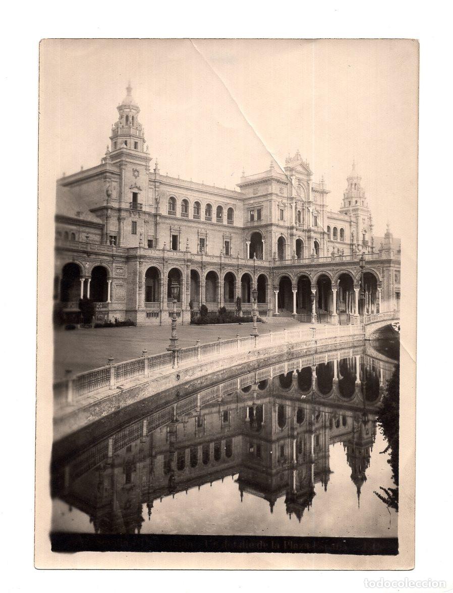 Fotograf&iacute;a antigua: VISTA DEL EDIFICIO DE LA PLAZA DE ESPA&Ntilde;A, EXPOSICI&Oacute;N IBEROAMERICANA DE SEVILLA. 18,9X13,9.