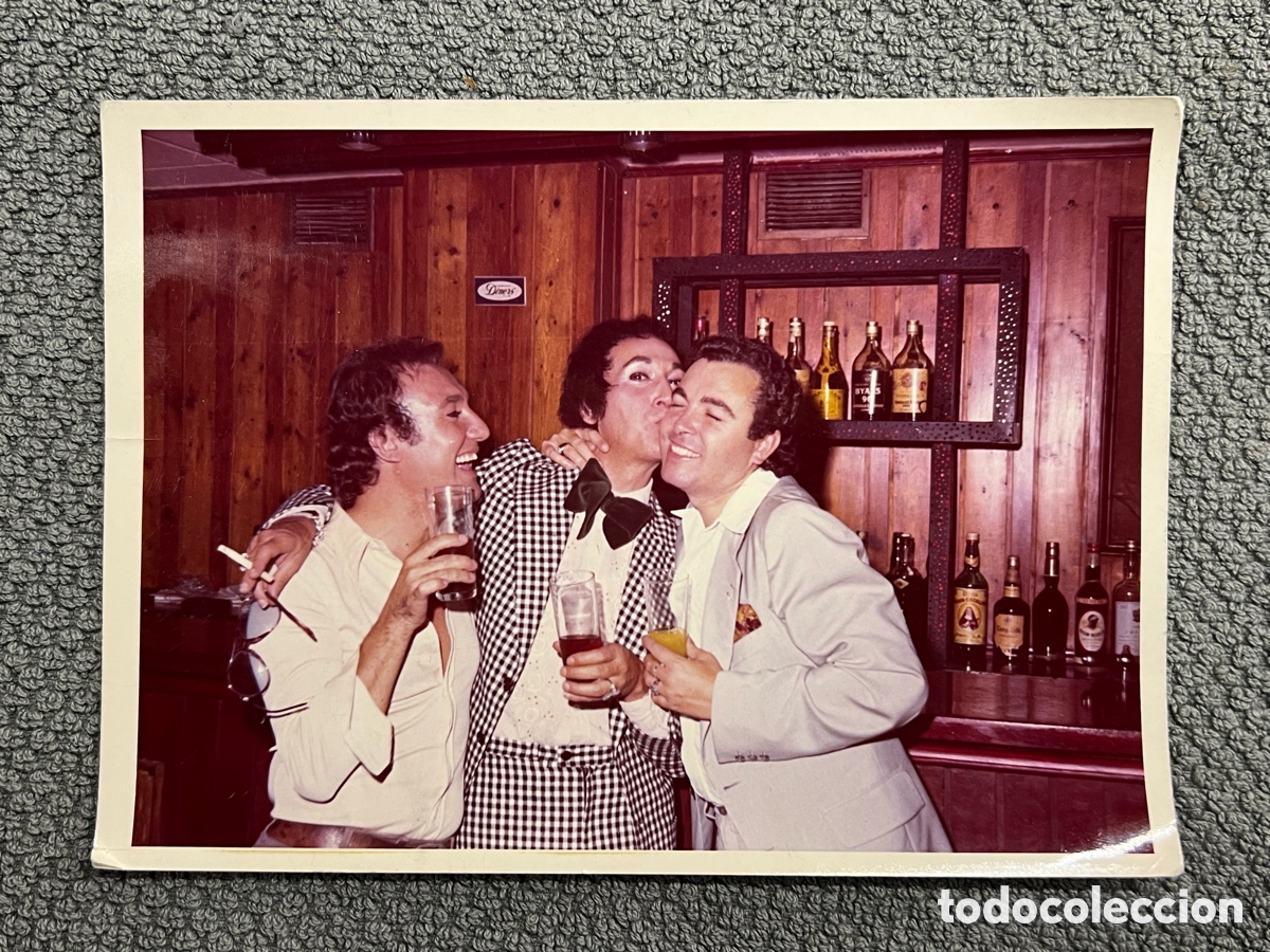 Fotograf&iacute;a antigua: ALEJANDRO VARGAS.., RAFAEL CONDE EL TITI.. y.. Aquellos locos a&ntilde;os durante la transici&oacute;n (h.1980?)