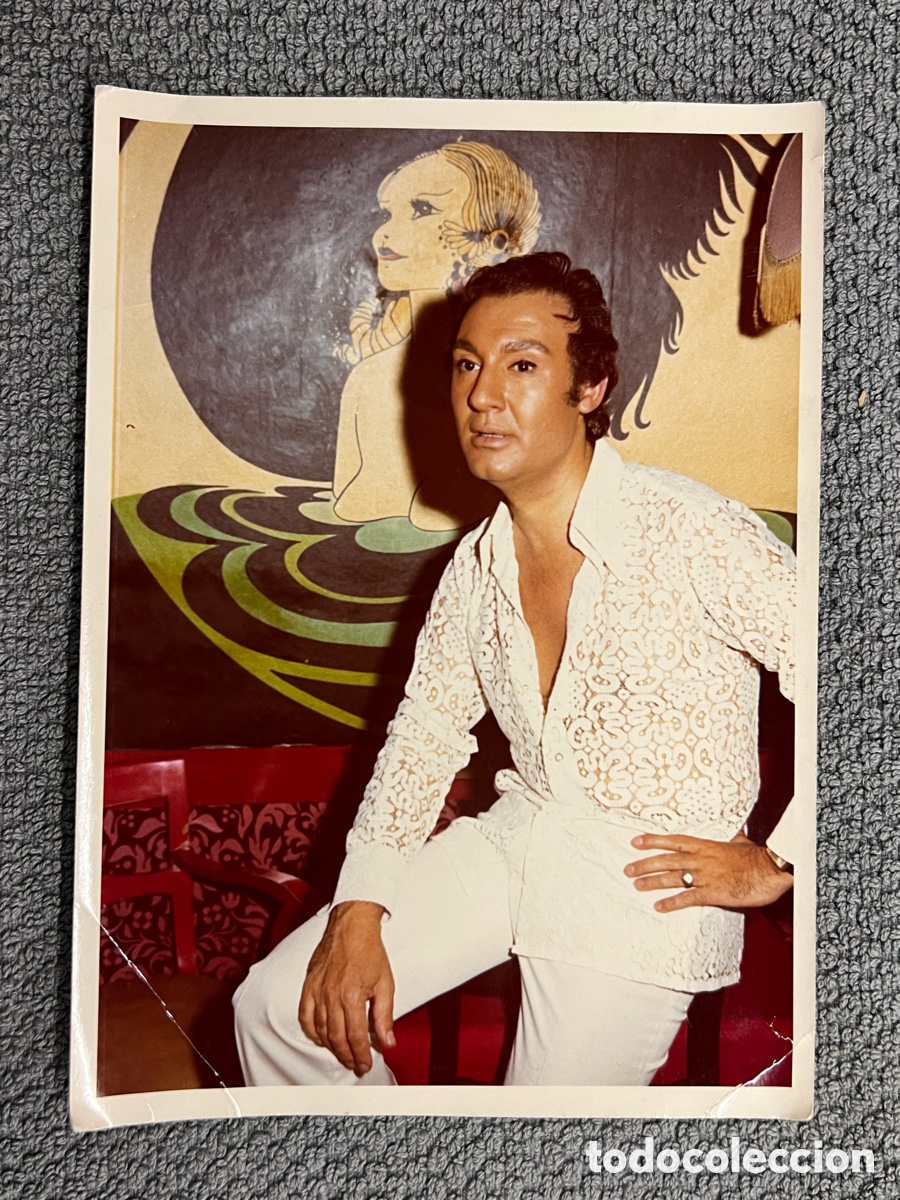 Fotograf&iacute;a antigua: ALEJANDRO VARGAS.. un prodigio de la canci&oacute;n espa&ntilde;ola.. (h.1980?) Med&iacute;das: 12 x 18 cm
