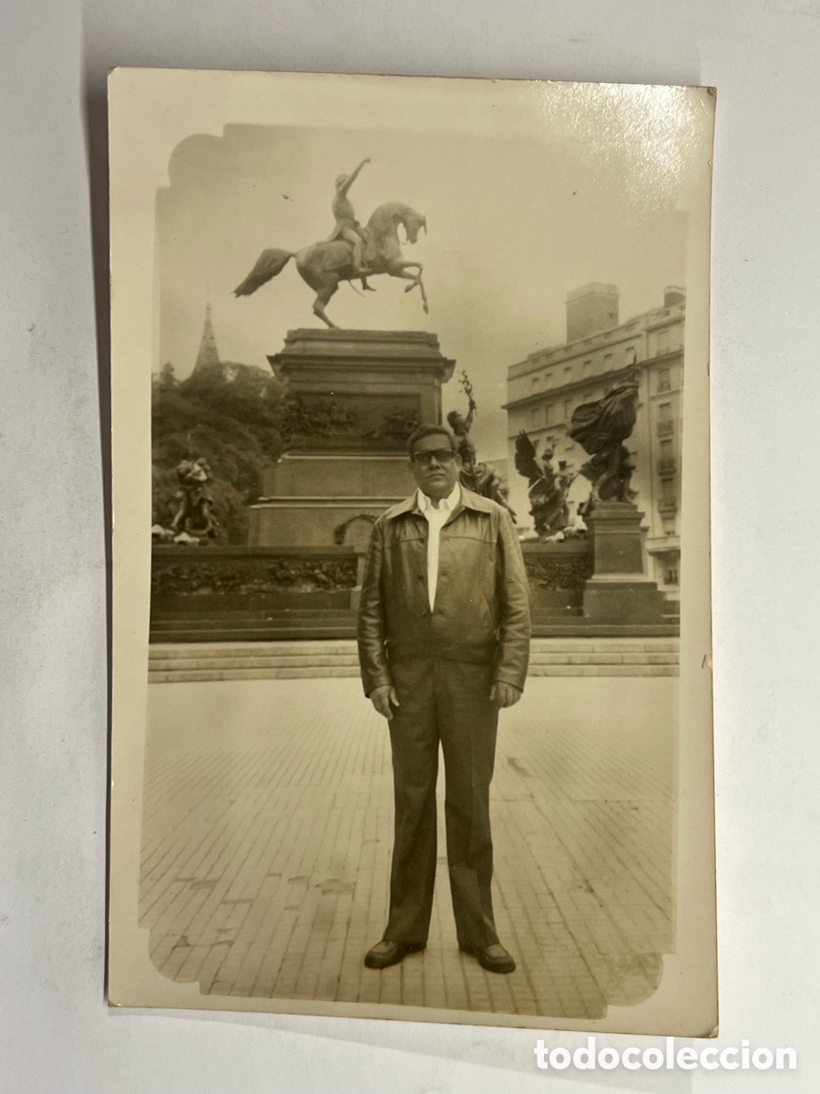 Fotograf&iacute;a antigua: BUENOS AIRES.. Monumento al General San Mart&iacute;n (h.1960?) Med&iacute;das: 14 x 9 cm.,