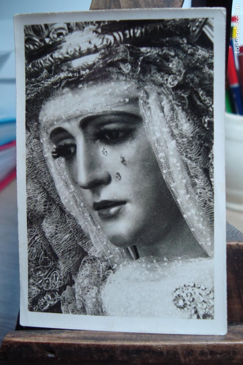 Fotograf&iacute;a antigua: ANTIGUA FOTOGRAFIA VIRGEN ESPERANZA TRIANA. FOTO SERRANO SEVILLA 1941