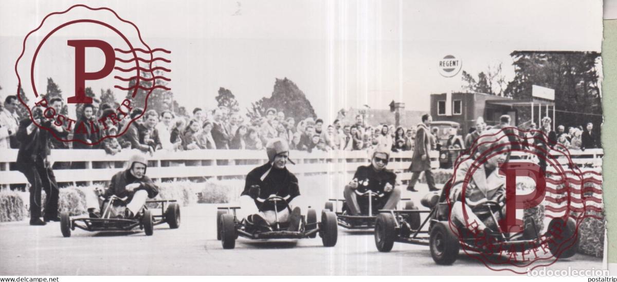 Fotografia antiga: CART CELEBRITES FAMILLE MILLS BEAULIEU ABBEY HAMPSHIRE HEYLEY 1965 18*9CM