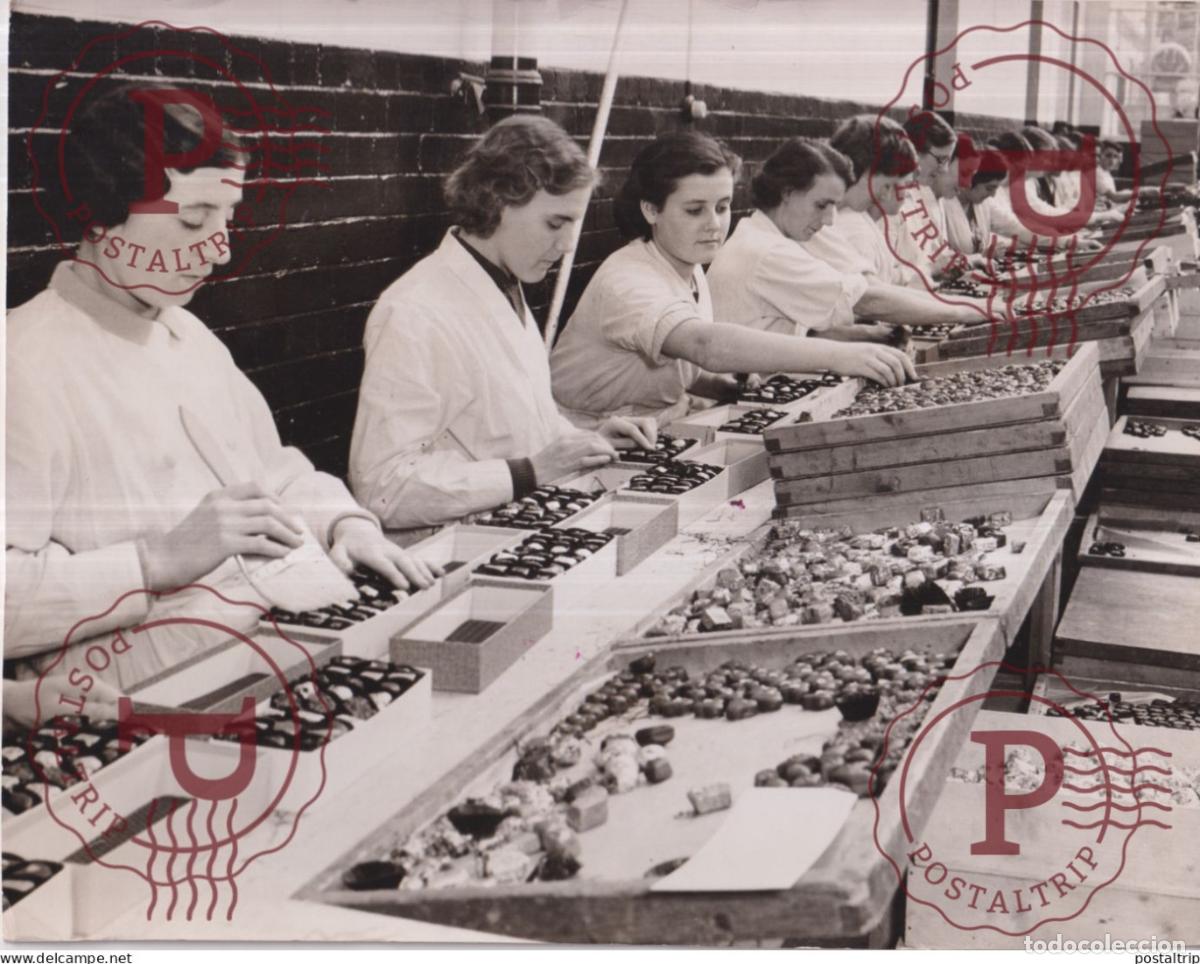 Fotograf&iacute;a antigua: BELFORD FACTORY CHOCOLATES BERRY FRUITS 1936 24*19CM