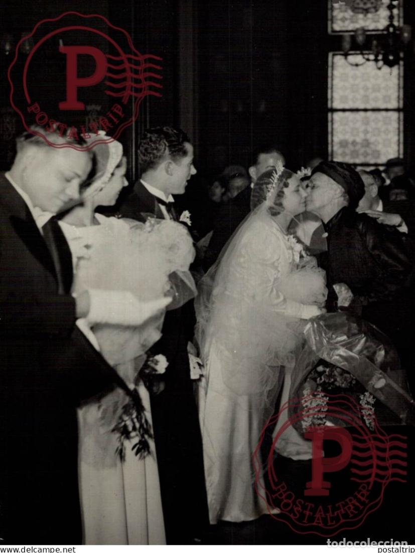 Fotografia antiga: MARIAGE DES ROSIERES DE ST DENIS 1938 18*13CM