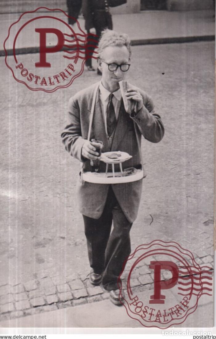 Fotografia antiga: SALON INVENTIONS PLATEAU A DEJEUNER 18*13CM