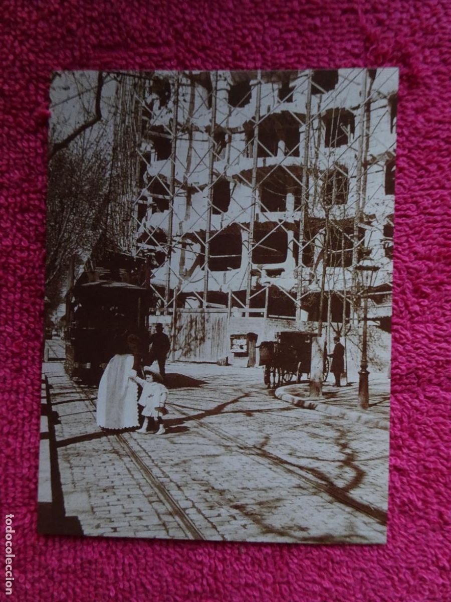 Fotografia antica: la pedrera 1908 lamina 15 el llibre d'or de catalunya un segle en imatges