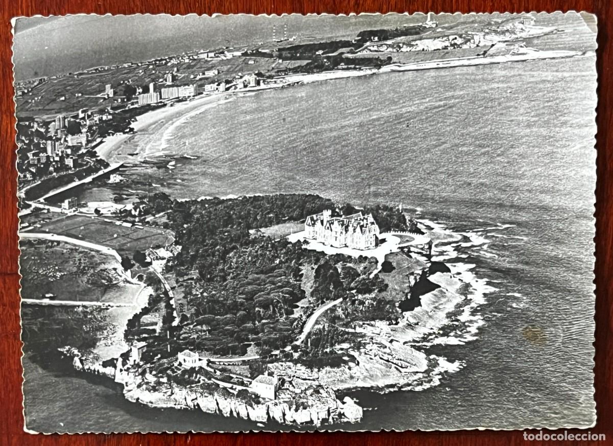 Fotografia antiga: ANTIGUA FOTOGRAFIA AEREA DE SANTANDER, PENINSULA DE LA MAGDALENA, PALACIO REAL, MIDE 17,3 X 12,4 CMS