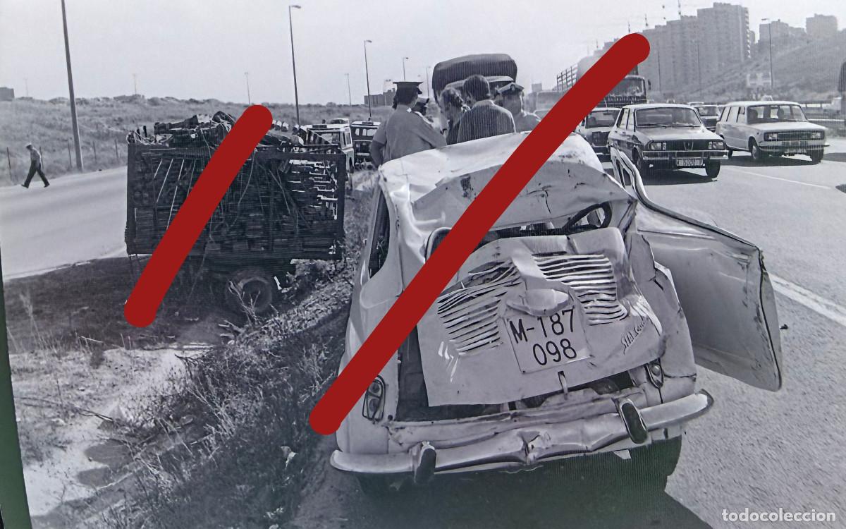 Fotograf&iacute;a antigua: Accidente Coches M30 Madrid 1976 - Negativo de Celuloide