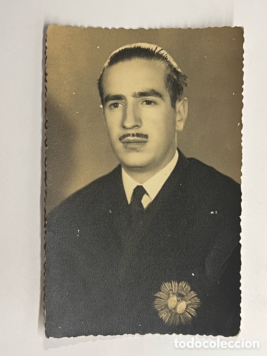 Fotograf&iacute;a antigua: MADRID. Foto Barbosa&hellip; Abogado.. Faustino un reci&eacute;n licenciado en Derecho (a.1945)