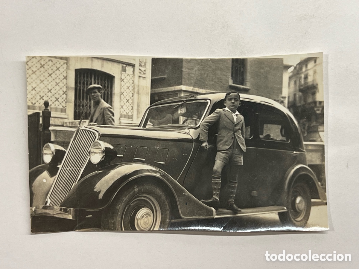 Fotograf&iacute;a antigua: RENAULT CELTAQUATRE.. Coches antiguos.. Barcelona fotograf&iacute;a antigua (h.1945?)