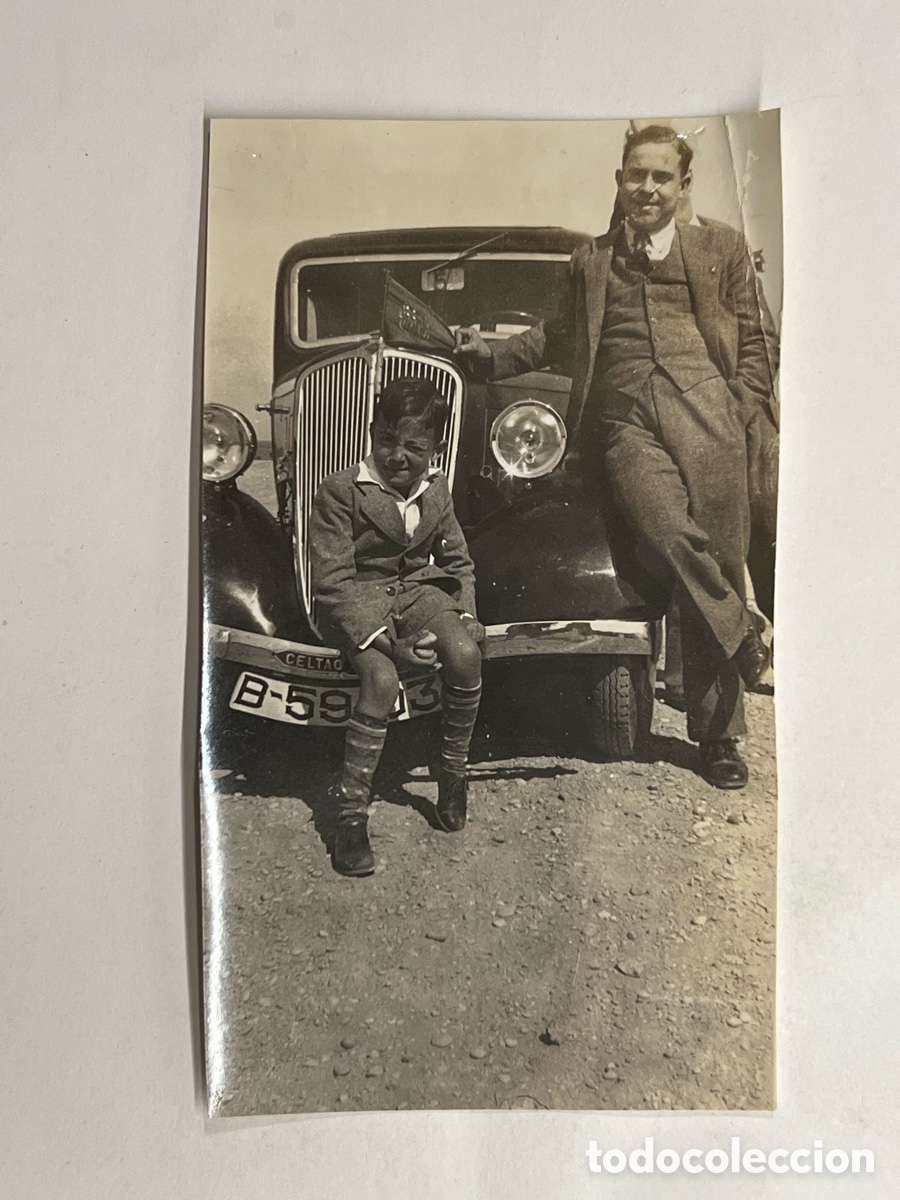 Fotograf&iacute;a antigua: RENAULT CELTAQUATRE.. Coches antiguos.. Barcelona fotograf&iacute;a antigua (h.1945?)