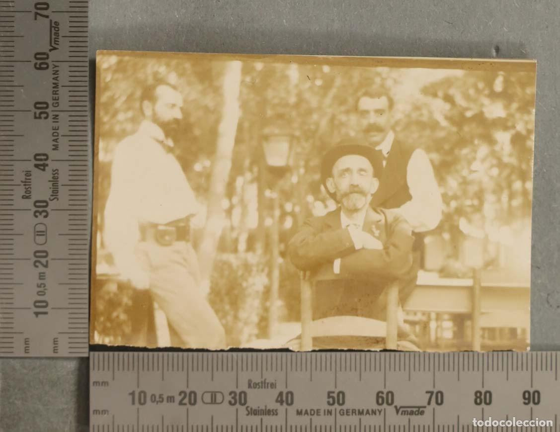 Fotograf&iacute;a antigua: FOTOGRAFIA. HOMBRES AL AIRE LIBRE. HACIA 1900