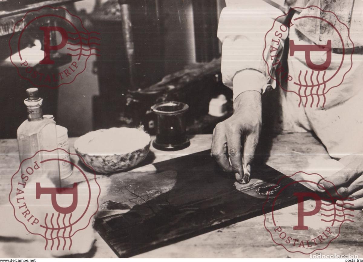 Fotografia antica: RESTAURATION DE UN REMBRANDT 22*15CM