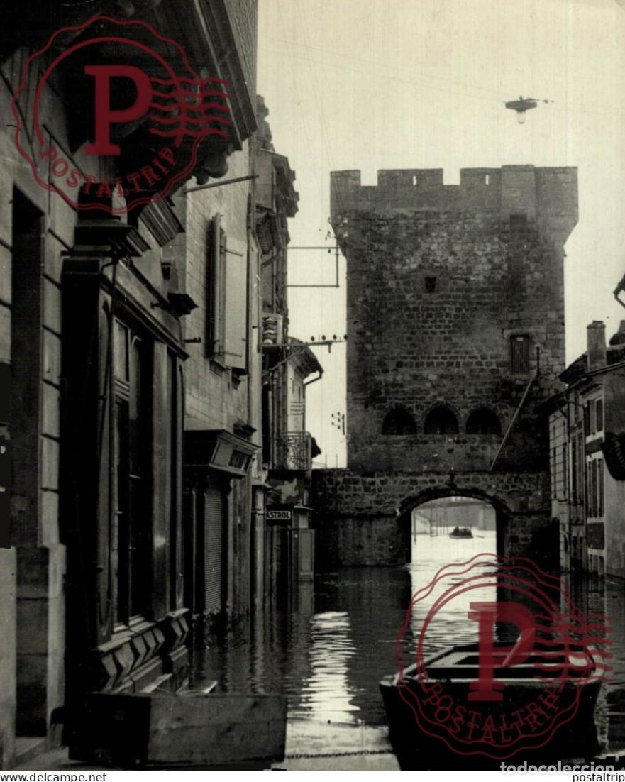 Fotograf&iacute;a antigua: INUNDATIONS 1935 La R&eacute;ole Rouergue - La R&eacute;ole, Gironde, France BATEAUX FRANCE 19*15CM