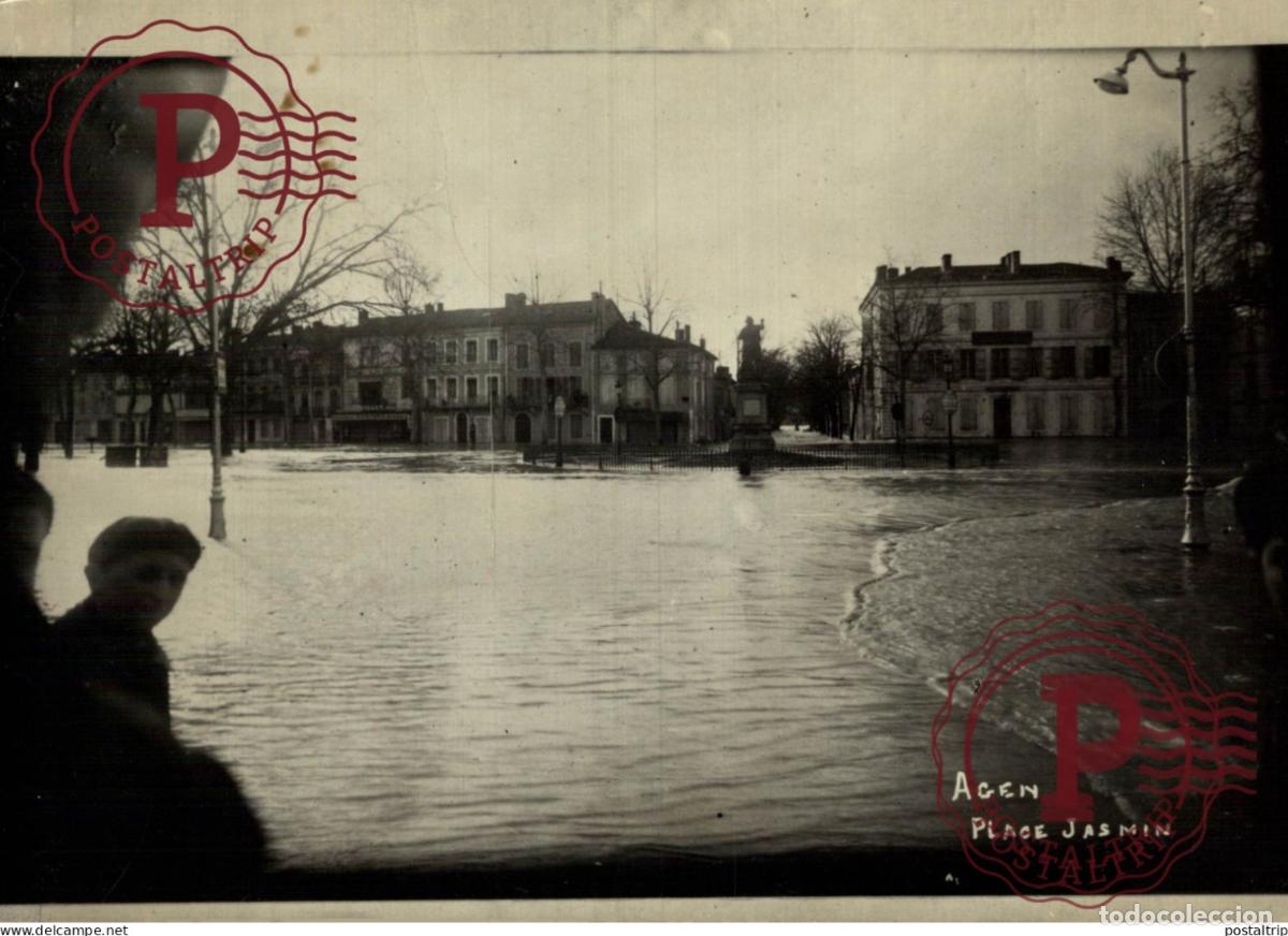 Fotograf&iacute;a antigua: AGEN PLACE JASMIN INONDATIONS FRANCE 20*15CM