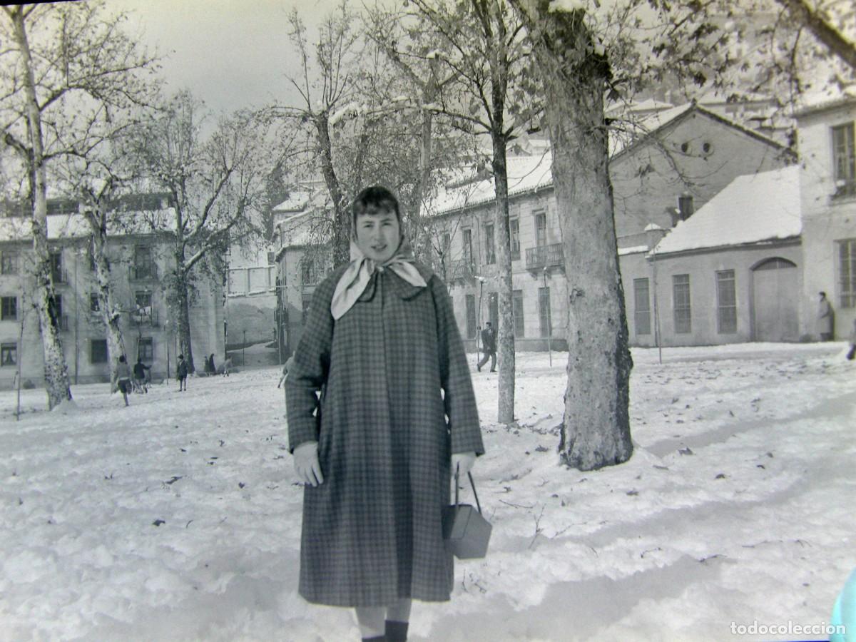 Fotograf&iacute;a antigua: CLICH&Eacute;, NEGATIVO EN CELULOIDE. GRANADA. GRAN NEVADA DEL A&Ntilde;O 1957. CAMPO PRINCIPE. 9X6 CM