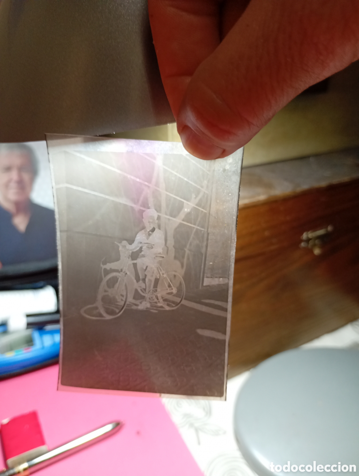Fotografia antica: CLICH&Eacute;S ANTIGUOS TOTAL 4 D0S DE BICICLETA, 1 DE MOTOCICLETA Y UNO DE COCHE