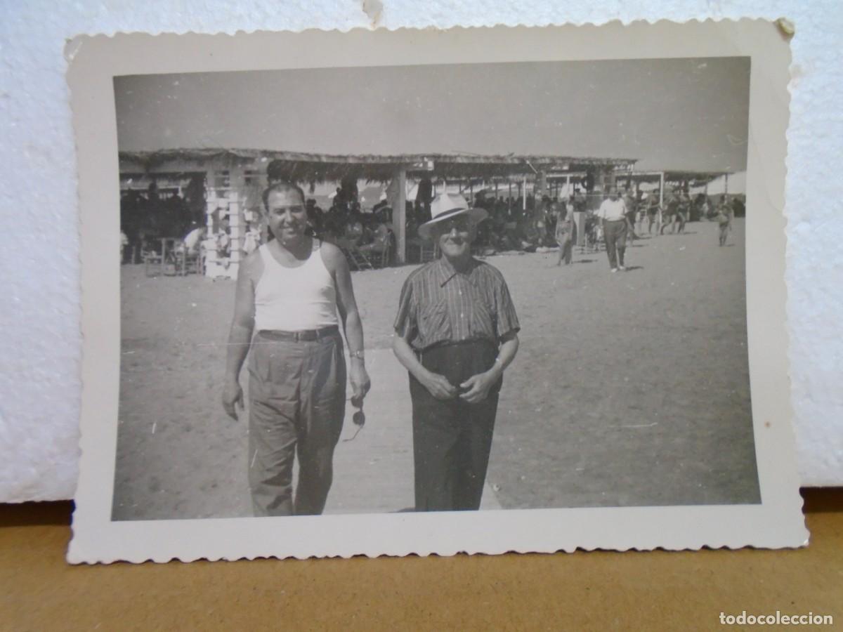 Photographie ancienne: VALENCIA.BALNEARIO &rdquo;LAS ARENAS&rdquo; 25/7/1958.FOTO DE 12X8`5 CM.