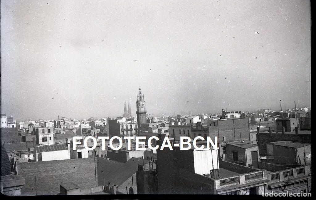 Fotograf&iacute;a antigua: NEGATIVO ACETATO VISTA DE BARCELONA TEMPLO DE LA SAGRADA FAMILIA A&Ntilde;OS 40/50