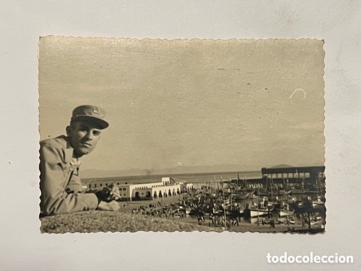 Fotograf&iacute;a antigua: MELILLA Militar.. Fotograf&iacute;a Puerto pesquero y Lonja del pescado. Un Quinto de Sueca.. Marzo de 1963