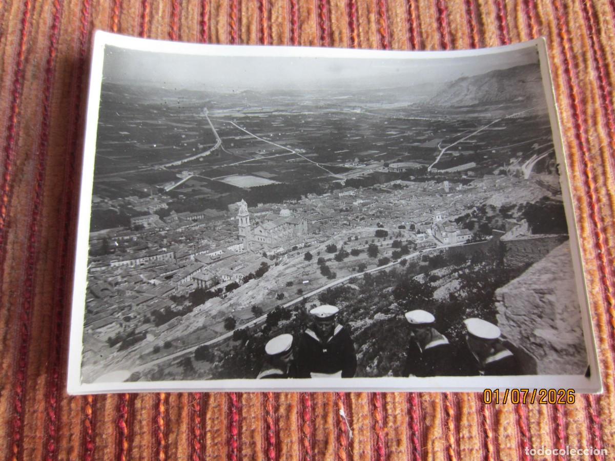 Fotograf&iacute;a antigua: 1936-FOTOGRAF&Iacute;A X&Aacute;TIVA J&Aacute;TIVA.VALENCIA.GUERRA CIVIL ESPA&Ntilde;A.VISTAS DESDE EL CASTILLO.MILITARES
