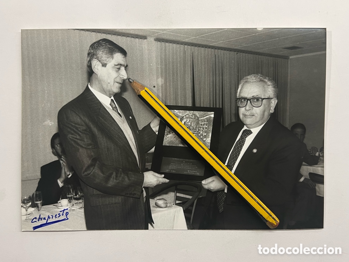 Antique Photography: Premios de la Federaci&oacute;n Taurina Riojana. Premio al Club taurino de La Coru&ntilde;a. Recibe D Luis Mari&ntilde;as
