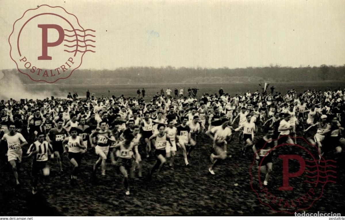 Alte Fotografie: VINCENNES LE DEPART DU CROSS POPULAIRE DE LAUTO 17*12CM Photo Meurisse Paris collectionmeurisse