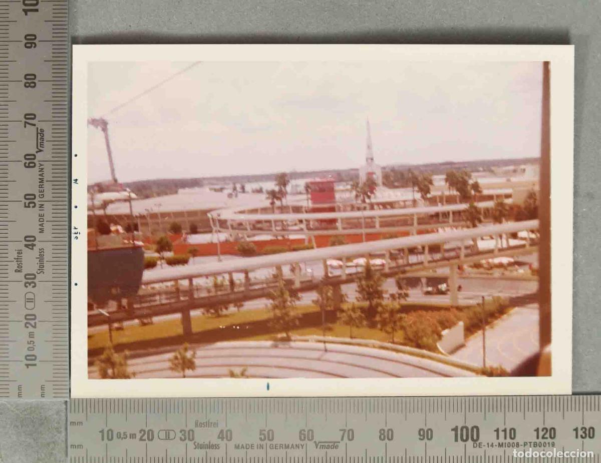 Fotograf&iacute;a antigua: FOTOGRAFIA. Tomorrowland - Magic Kingdom - Walt Disney World - HACIA 1970