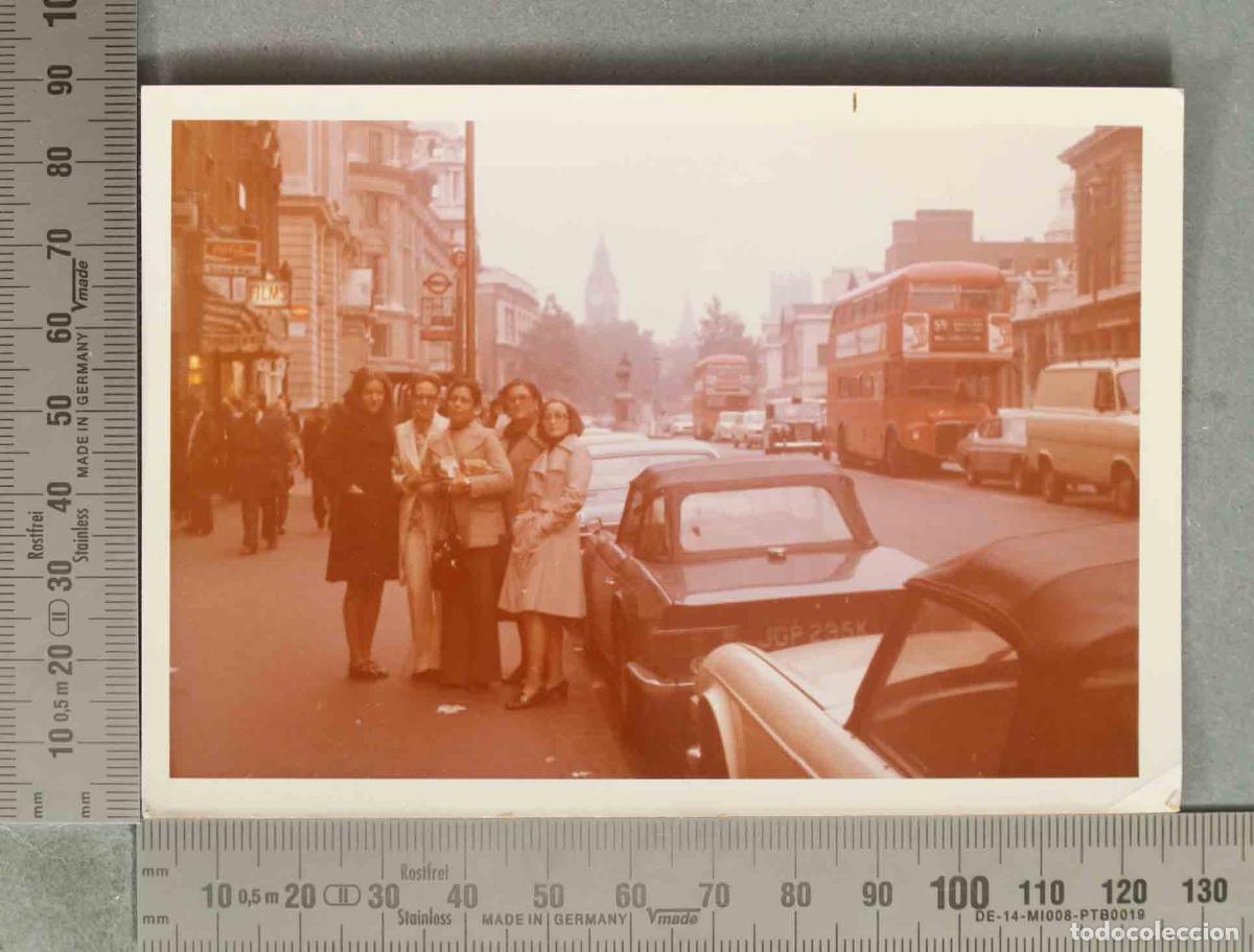 Fotograf&iacute;a antigua: FOTOGRAFIA. Londres - Piccadilly Circus - Autob&uacute;s de dos pisos - Tr&aacute;fico HACIA 1970