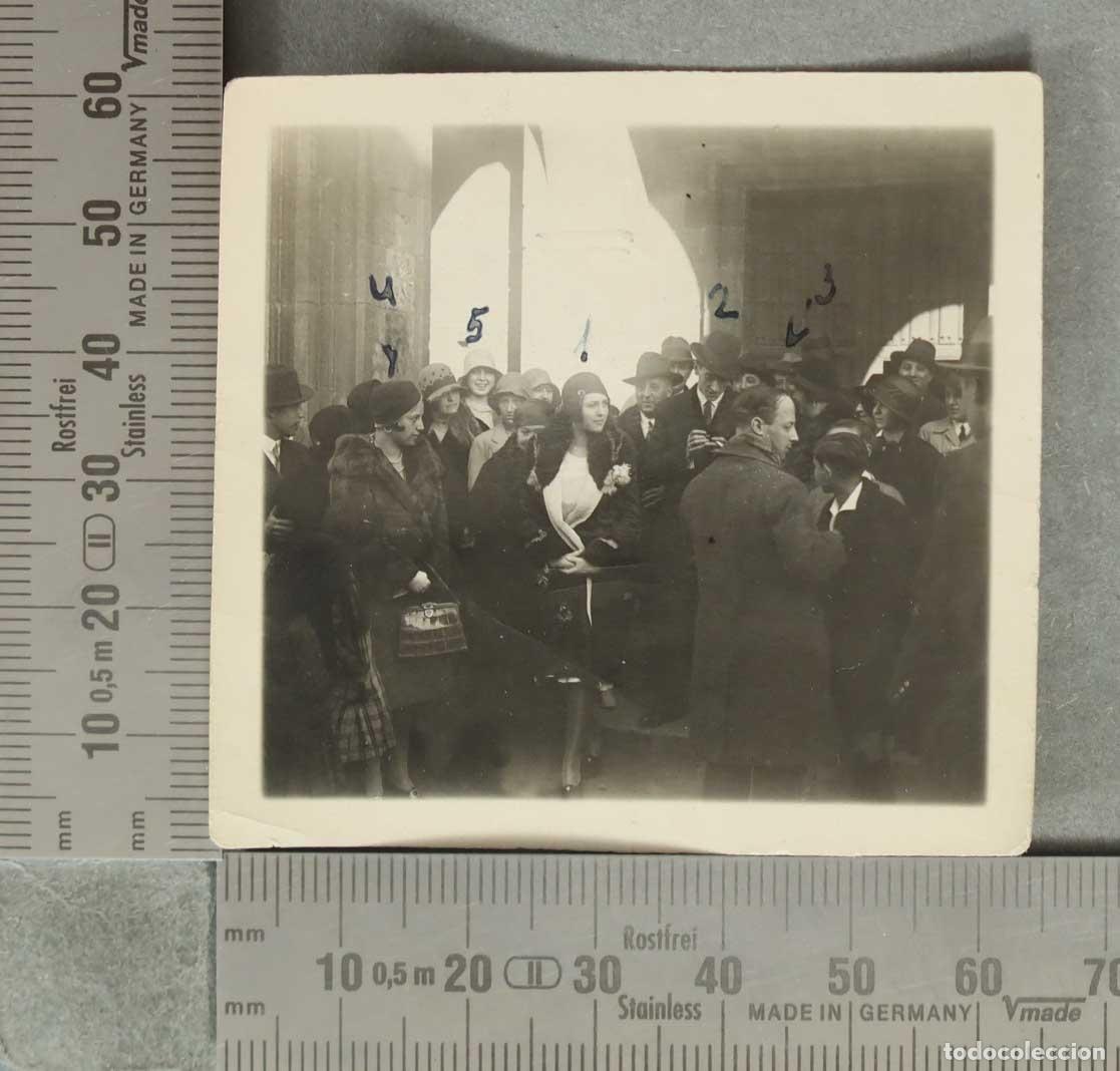 Fotograf&iacute;a antigua: FOTOGRAFIA. GRUPO DE PERSONAS CELEBRACION HACIA 1920