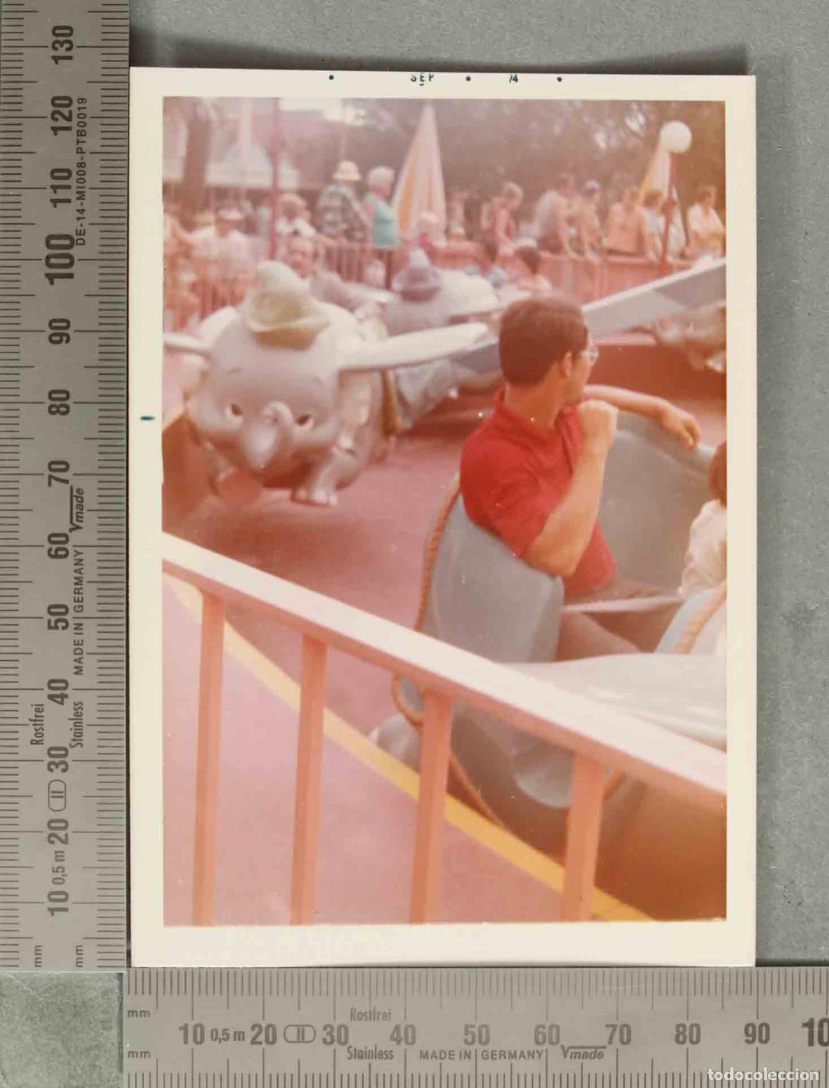 Fotograf&iacute;a antigua: FOTOGRAFIA. Dumbo the Flying Elephant ride - Disneyland