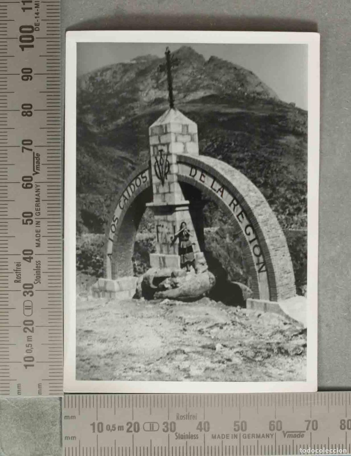 Antique Photography: FOTOGRAFIA. Pareja posando . CERRO DE SAN JORGE. HUESCA 1948