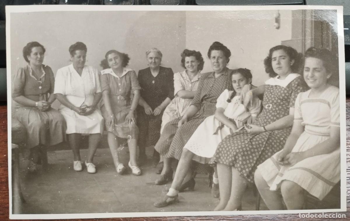 Fotograf&iacute;a antigua: TRES POSTALES FOTOGRAFICAS DE GRUPO SANT CRISTOFOL DE CASTELLBELL (BARCELONA) CAN BRUNET JULIO 1945
