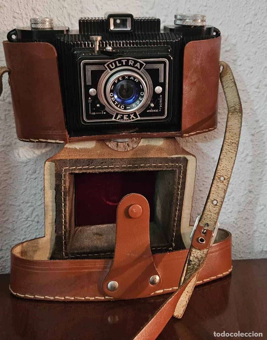 Fotograf&iacute;a antigua: maquina de fotos francesa , a&ntilde;os 50, FEX ULTRA con su funda