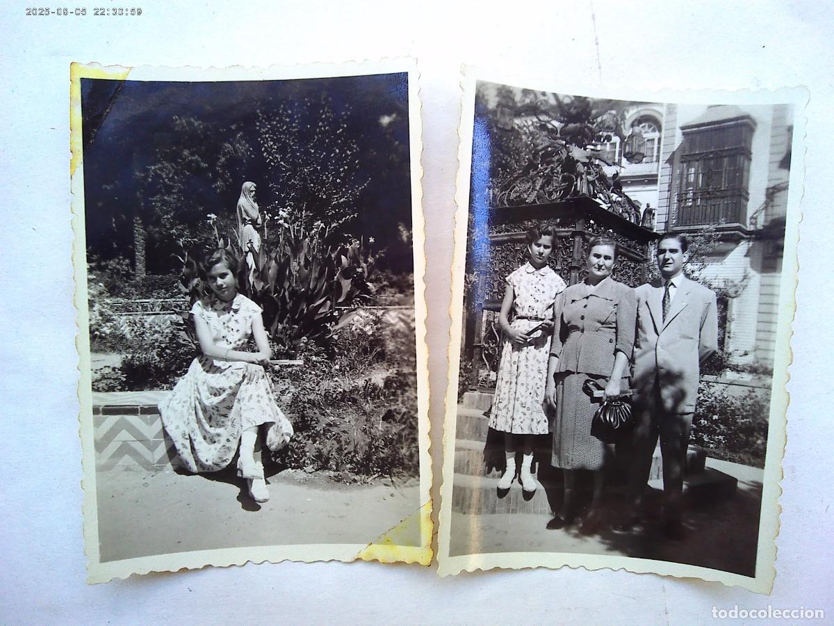 Fotografia antica: LOTE DE 2 FOTOS DE GENTE EN EL BARRIO DE SANTA CRUZ , SEVILLA A&Ntilde;OS 40