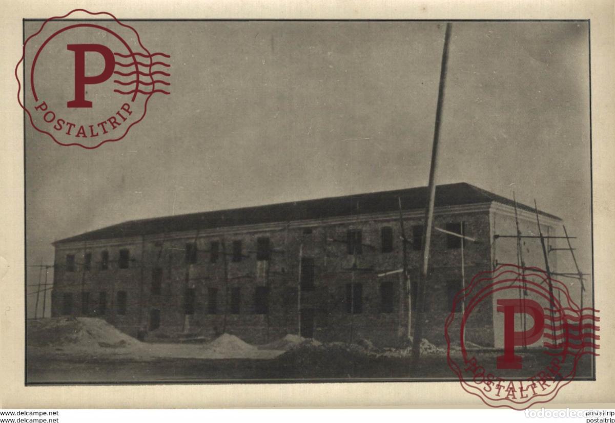 Fotograf&iacute;a antigua: EXTREMADURA BADAJOZ ESPA&Ntilde;A. MONTIJO. EDIFICIO Y VIVIENDAS PARA SEIS MAESTROS - 17X12CM