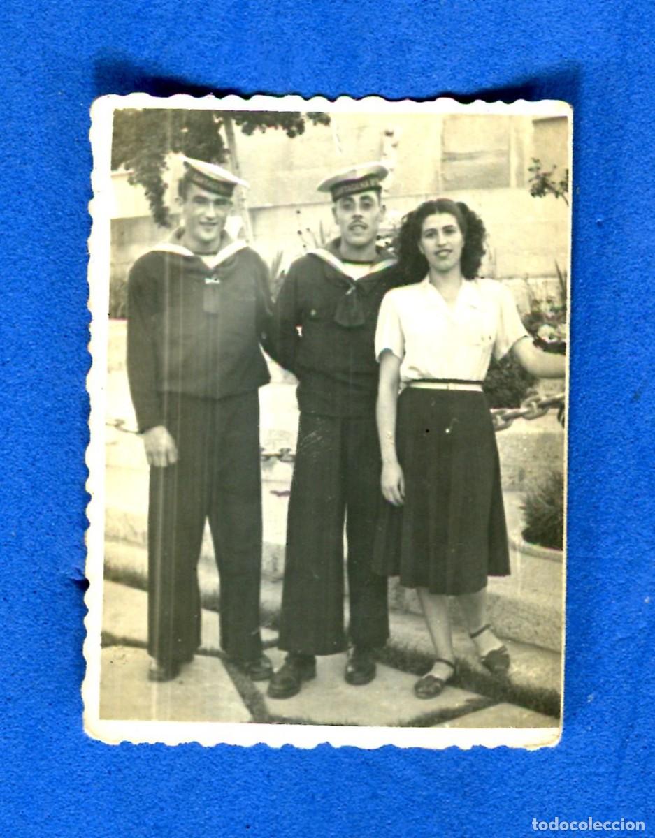 Fotograf&iacute;a antigua: FOTOGRAFIA MUJER CON MARINEROS