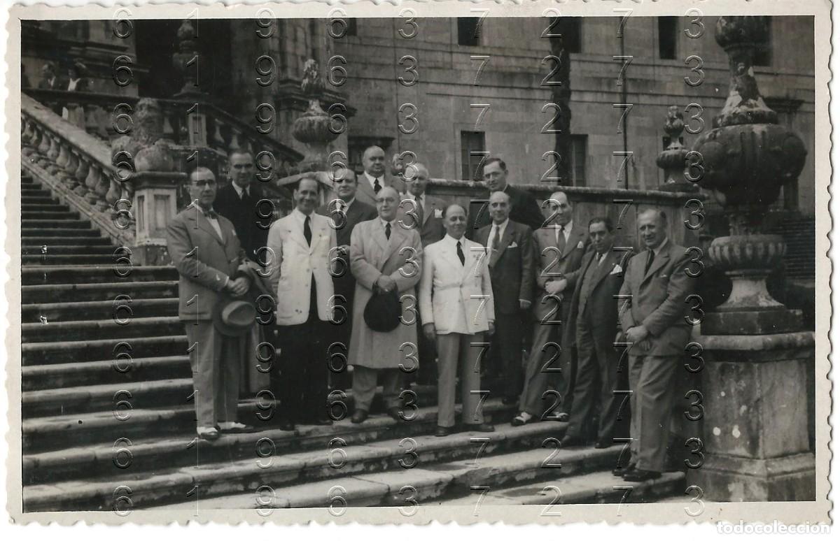 Fotograf&iacute;a antigua: NIESSEN? 1945 AGENTES COMERCIALES A SAN SEBASTIAN CONGRESO GUIPUZCOA FOTOGRAFIA UNICA 14X9 M40