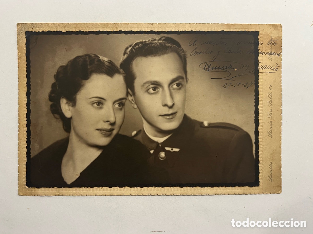 Fotografia antica: REPUBLICA BARCELONA Fotograf&iacute;a de un joven Militar de aviaci&oacute;n y su novia.. LUMIERE. Octubre de 1937