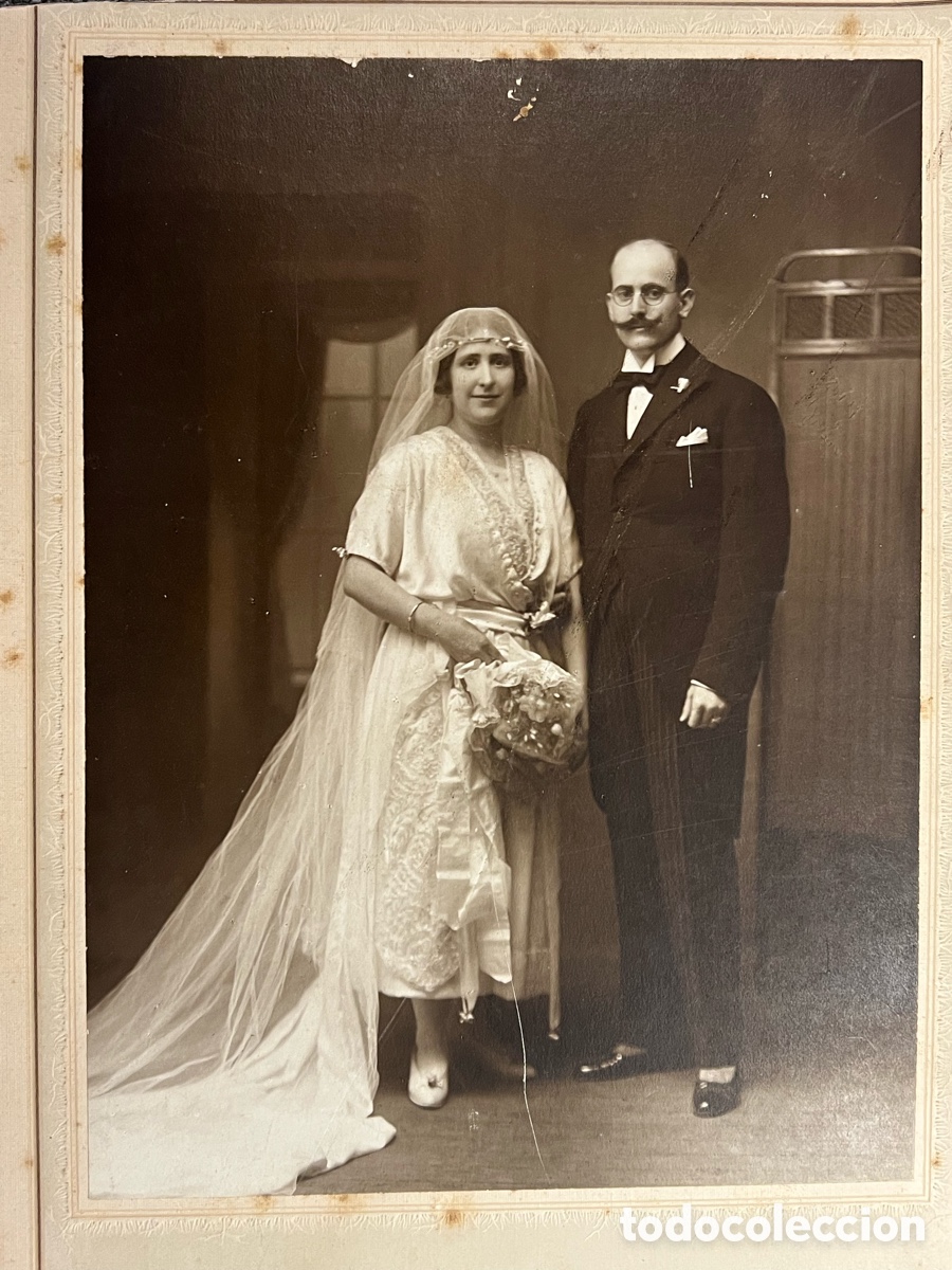 Photographie ancienne: RETRATO RECI&Eacute;N CASADOS. Concha y Carlos, Septiembre de 1921, J. GROLLO, Valencia..