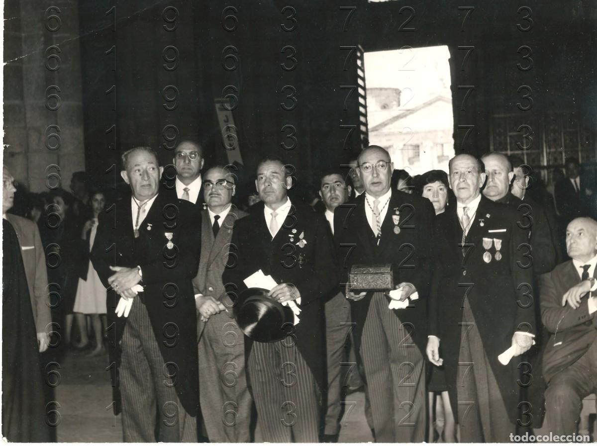 Alte Fotografie: SANTIAGO DE COMPOSTELA CONGRESO AGENTES COMERCIALES FOTOGRAFIA UNICA 24X18 M37