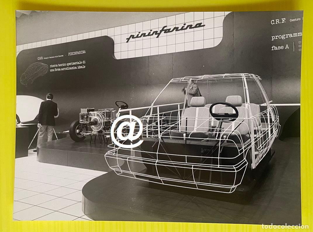 Fotograf&iacute;a antigua: FOTO DE PRENSA SALON AUTOMOVIL TURIN TORINO A&Ntilde;O 1978 STAND PININFARINA