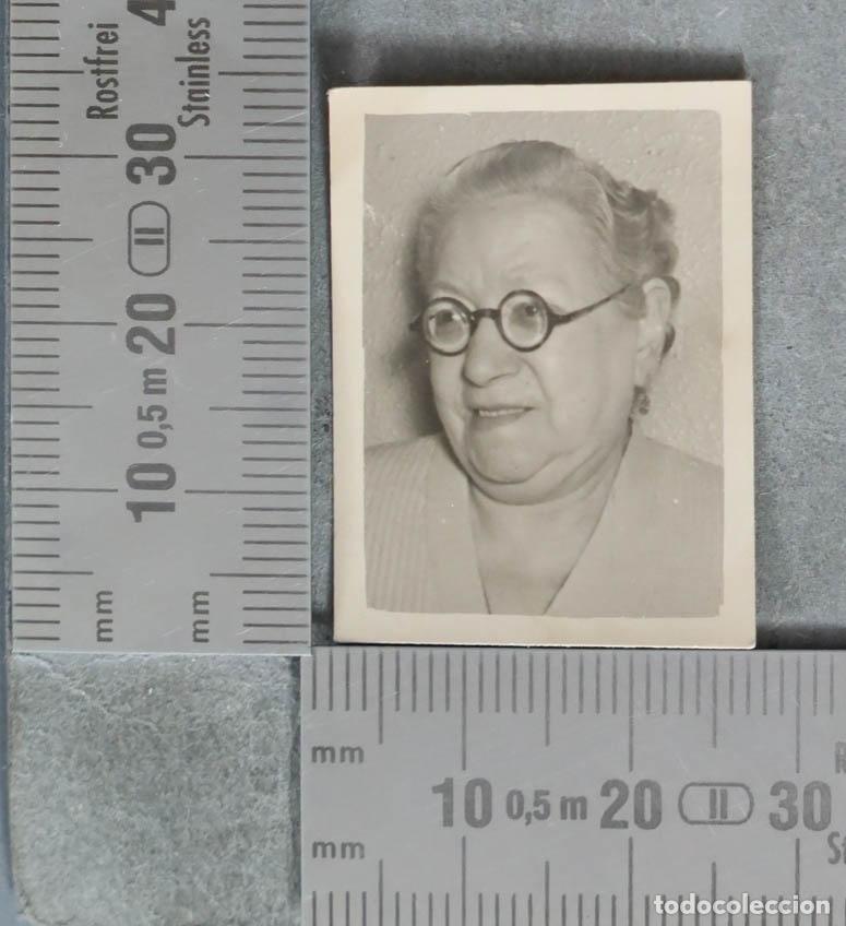 Fotograf&iacute;a antigua: FOTOGRAFIA. Retrato de anciana con gafas HACIA 1940