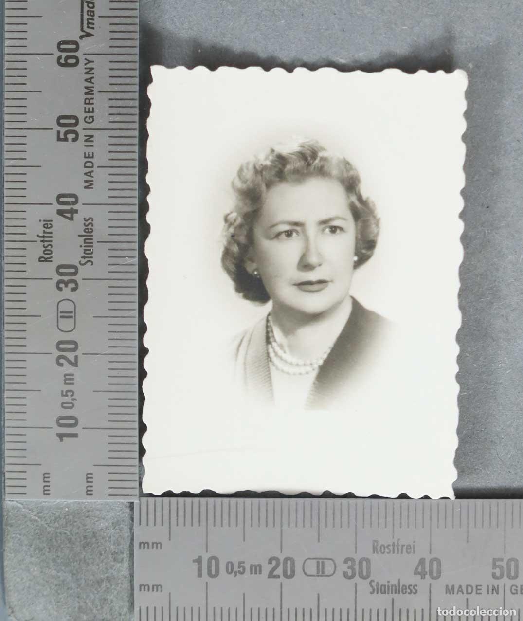 Fotograf&iacute;a antigua: FOTOGRAFIA. Retrato de mujer HACIA 1950